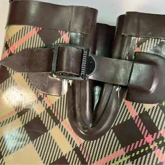 Women's CAPELLI PLAID RAIN/GARDEN BOOTS
SZ 7,brown plaid like new - Picture 4 of 8